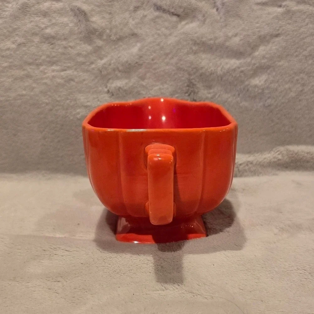 Vintage Homer Laughlin Riviera Red Uranium Glaze Ceramic Gravy Boat CPM 1860